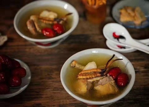 三類人不能吃冬蟲夏草，你知道這個(gè)事嗎
