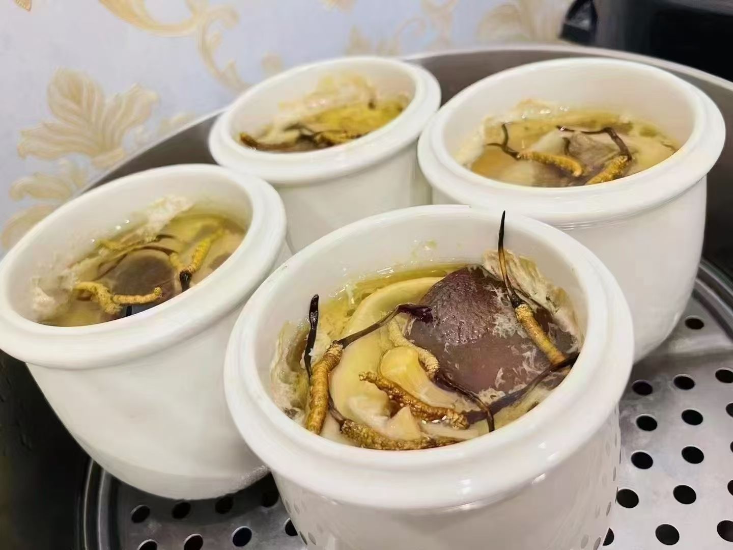 冬蟲夏草燉什么最好？5種黃金搭配讓滋補(bǔ)效果翻倍