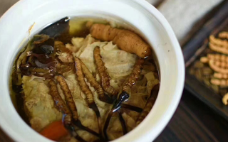 鴨子冬蟲夏草怎么煲湯好？掌握 3 個關(guān)鍵，燉出鮮醇滋補靚湯