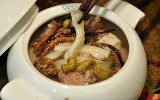 冬蟲夏草怎么熬粥好喝？3 種經(jīng)典做法 + 口感秘訣