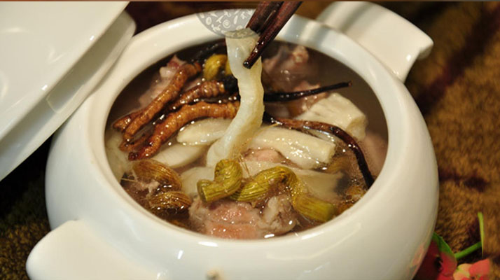 冬蟲夏草煎服：根數(shù)不是固定值，3 大維度定用量